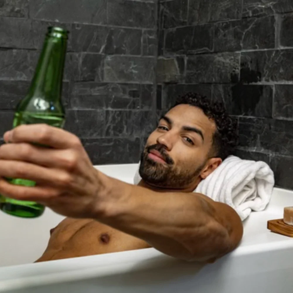 MAN BAR 2 in 1 HAIR WASH Shampoo + Conditioner in Spiced Tobacco Scent Travel